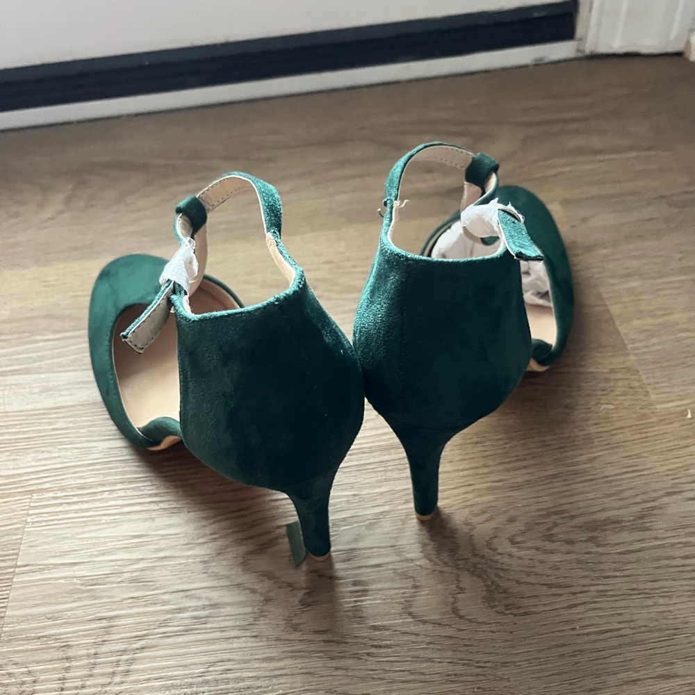 Elegant Green Women's Heels